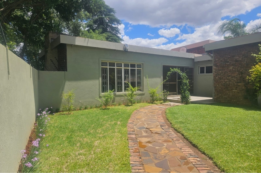 3 Bedroom Property for Sale in Monument Heights Northern Cape